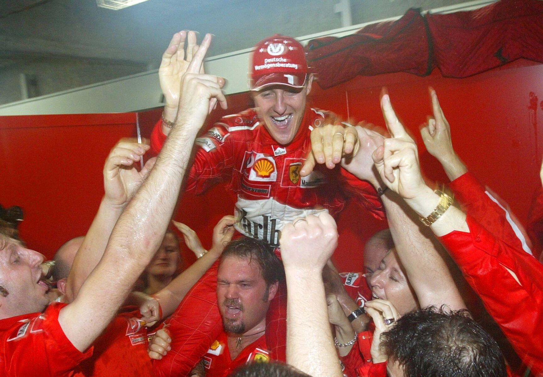 2003: Michael Schumacher wins a record sixth world title